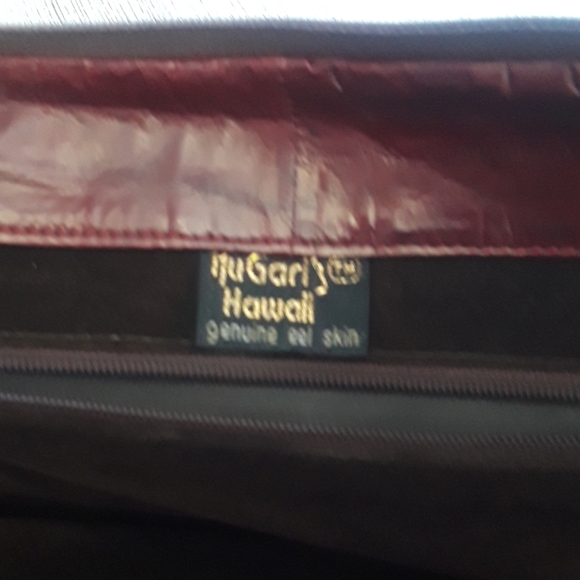 Red Genuine Eel Skin Clutch Purse - Picture 4 of 4